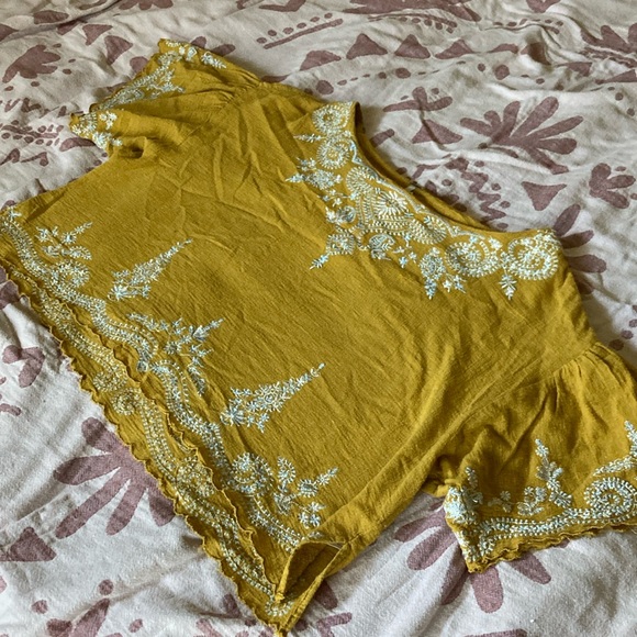 FP Embroidered crop top - Picture 11 of 17